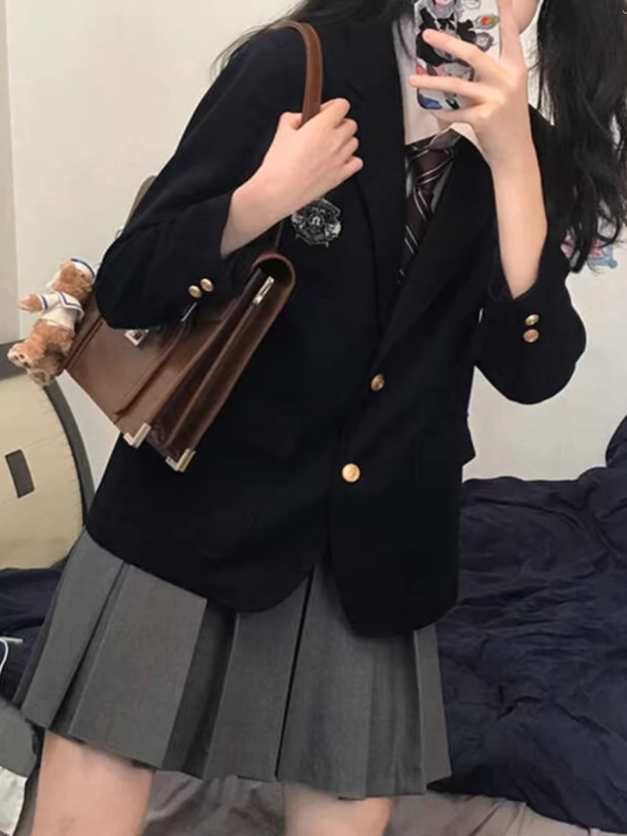 Completo da scuola da donna in - Japanese Tea recensione e prezzo