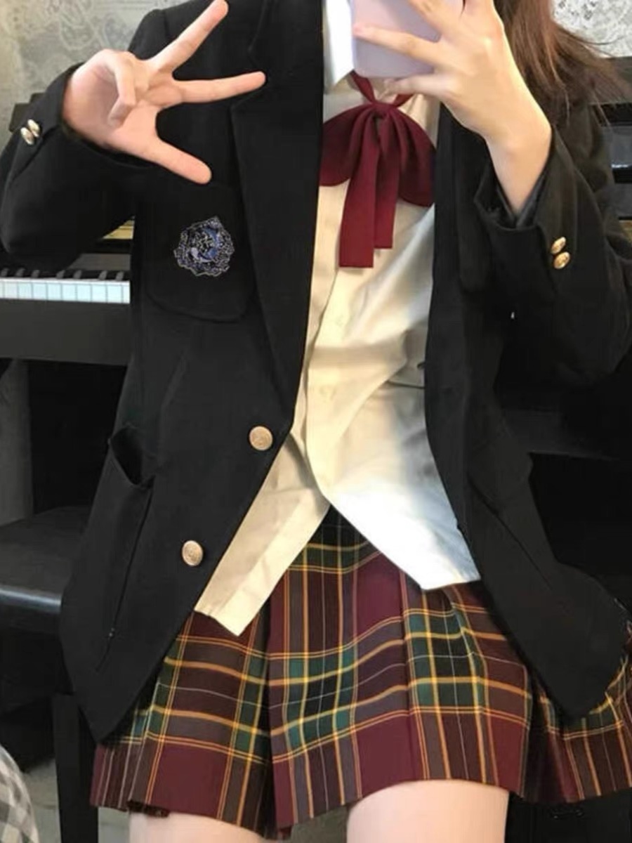 Completo da scuola da donna in - Japanese Tea recensione e prezzo